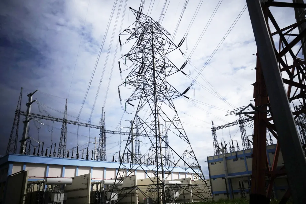Electricity transmission lines connecting to a power station